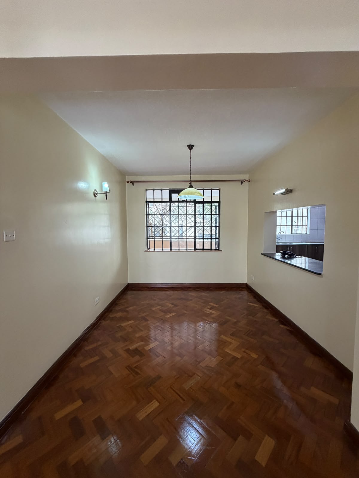 Merlin Court Apartments