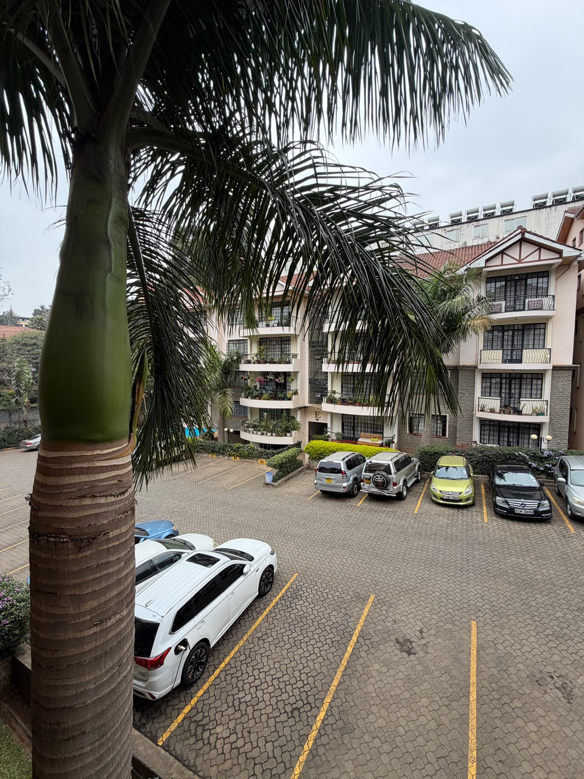 Merlin Court Apartments