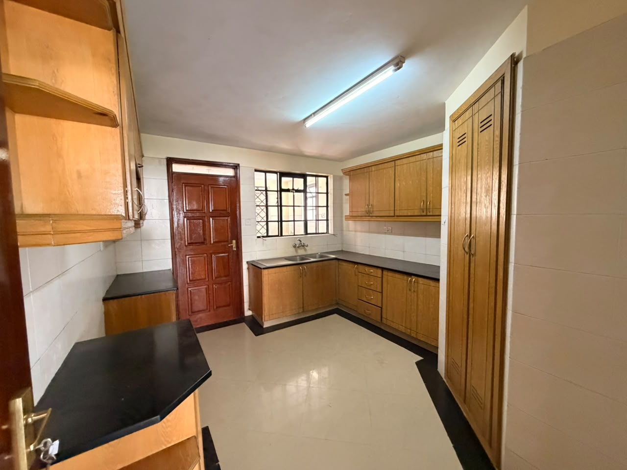 Tree Line Apartments