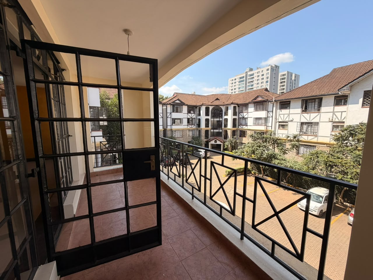 Tree Line Apartments