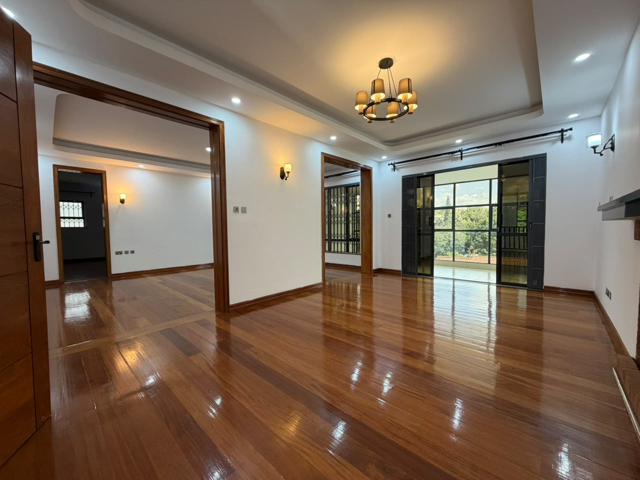 5-Bedroom House + 2 DSQs To Let in Thigiri