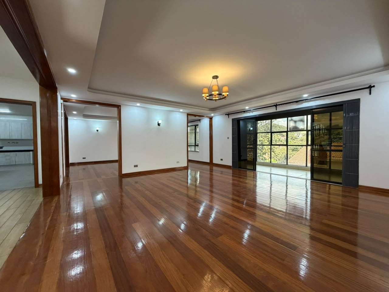 5-Bedroom House + 2 DSQs To Let in Thigiri